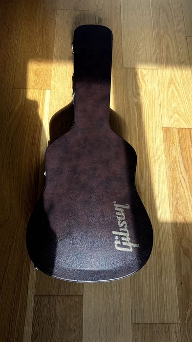 Gibson Hummingbird Walnut M AG "Avant Garde" Limited Run