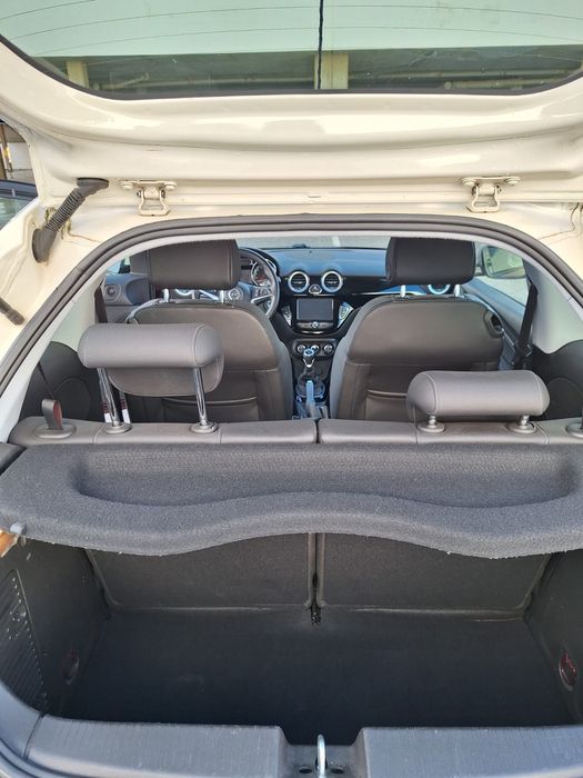 Opel Adam 2018 com 50 mil kms