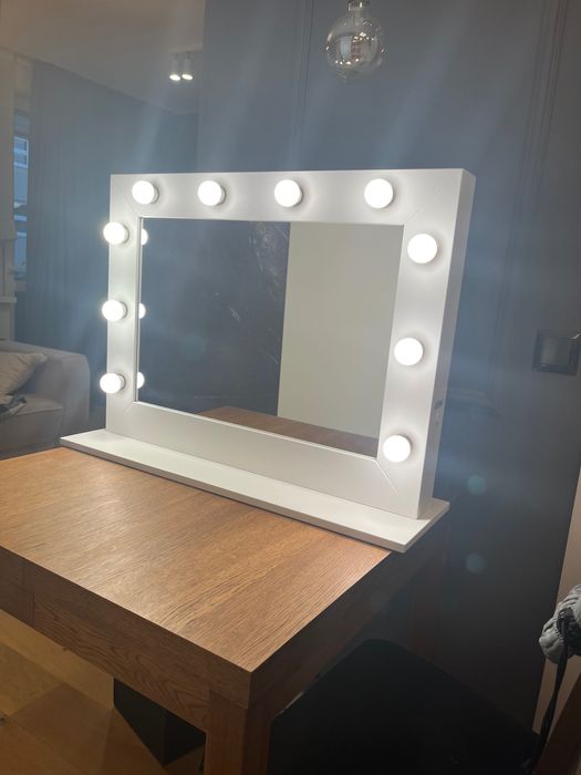 Lustro do makijażu SOLED, 10 żarówek LED, podświetlane
