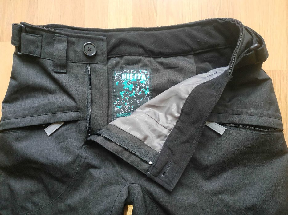 Штаны для сноуборда/лыж. Женские. Размер - M. Чёрные.NIKITA