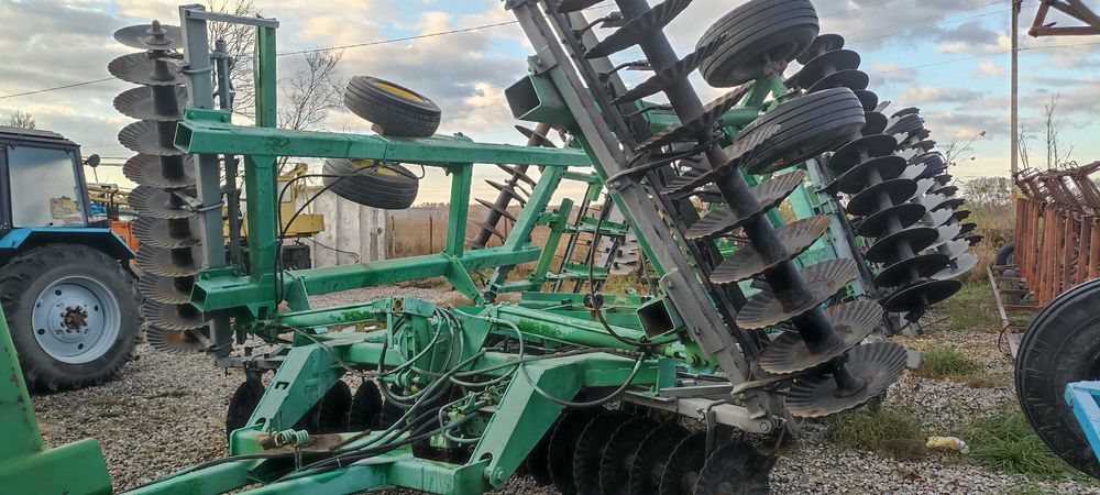 Борона дискова John Deere-637