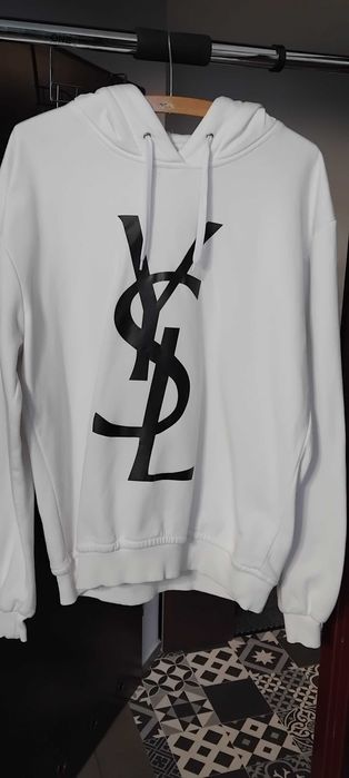 Sprzedam bluzę młodzieżową z kapturem biała