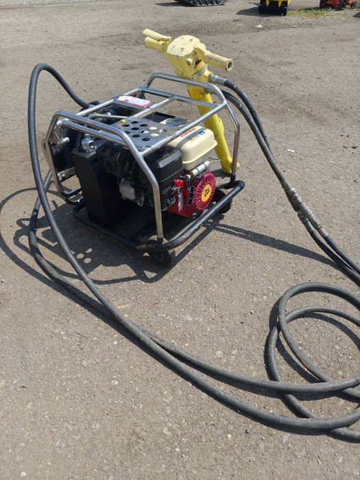 Aggregate JCB plus mlot sprawny faktura VAT 23