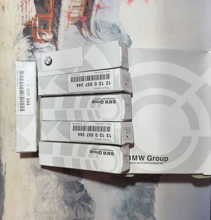 Продам свечи бмв