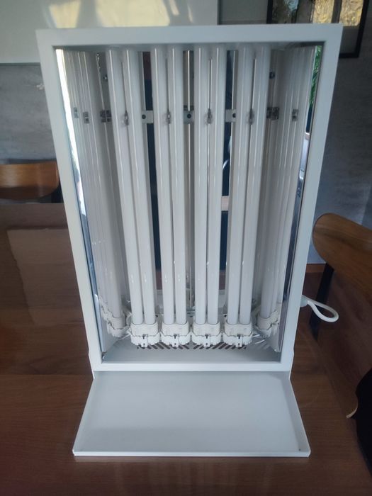 Lampa uvb fototerapia witamina d3