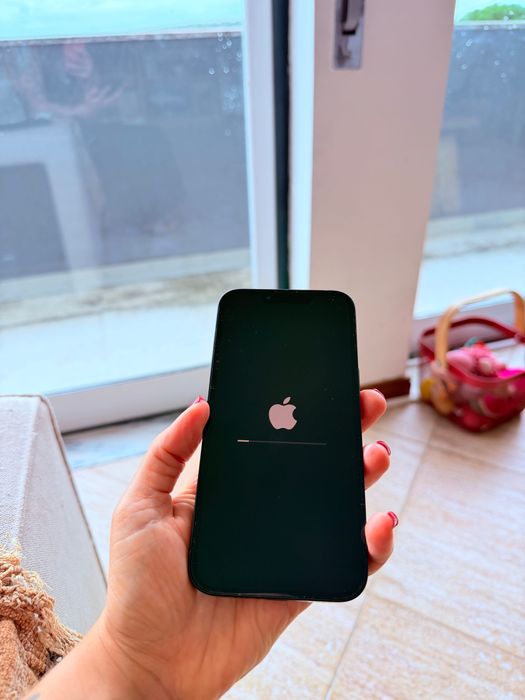 iPhone 16e 128GB Preto – Como Novo!