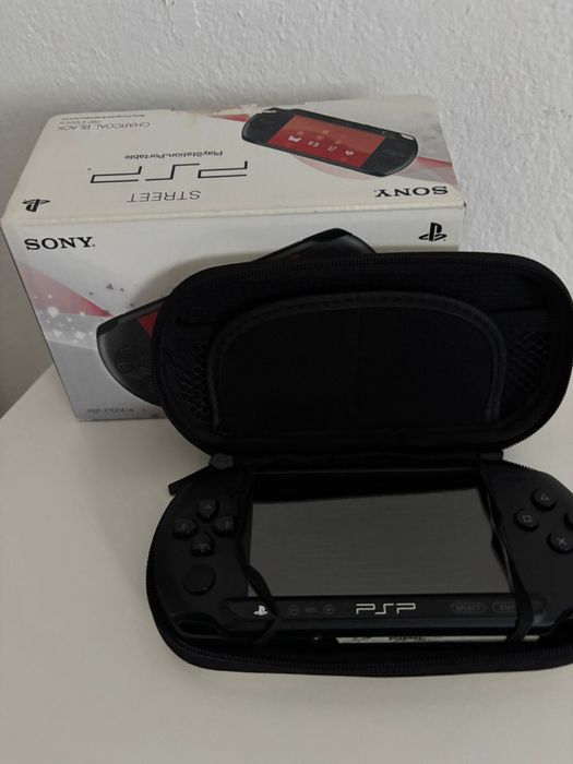 Psp em bom estado - com caixa e jogos