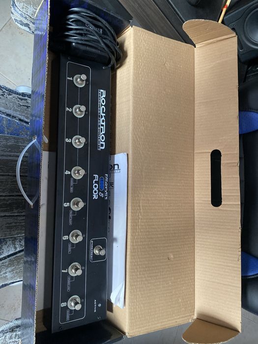 Rocktron PatchMate Loop 8 Floor c/ caixa e manual – MIDI + Loops
