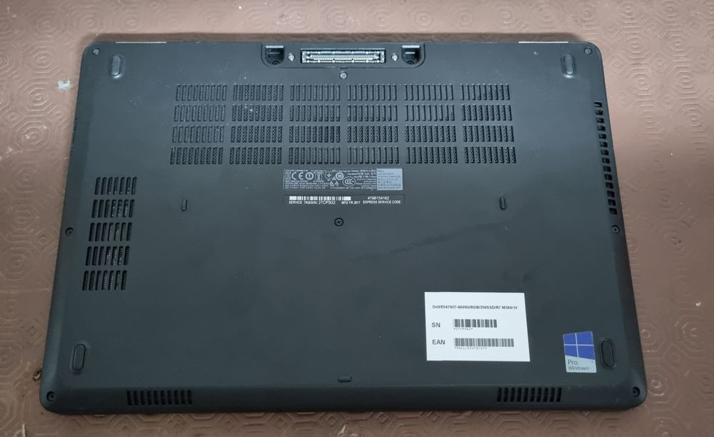 Dell 5470 / I7-6600U / 8gb / 256SSD / R7 M360