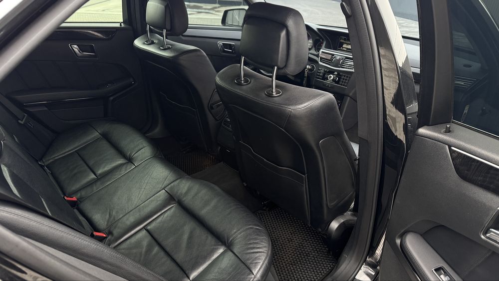 Mercedes-Benz E-Class W212