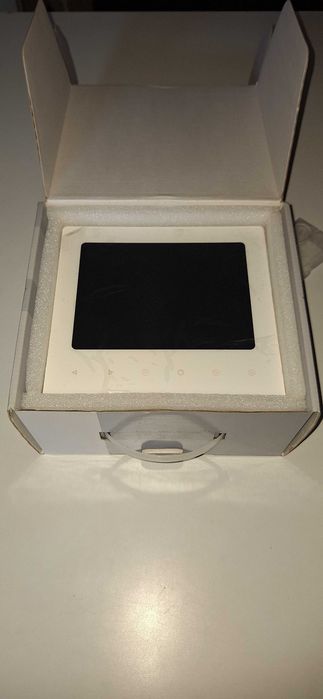 Moldura Digital USB com comando