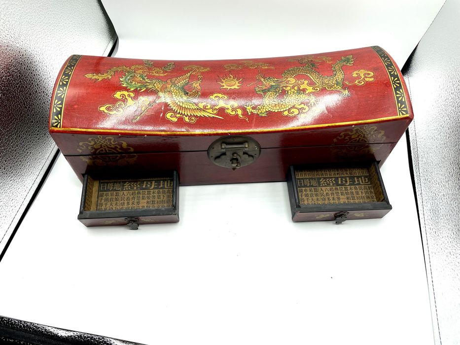 Caixa antiga madeira lacada vermelho, oriental, chinesa