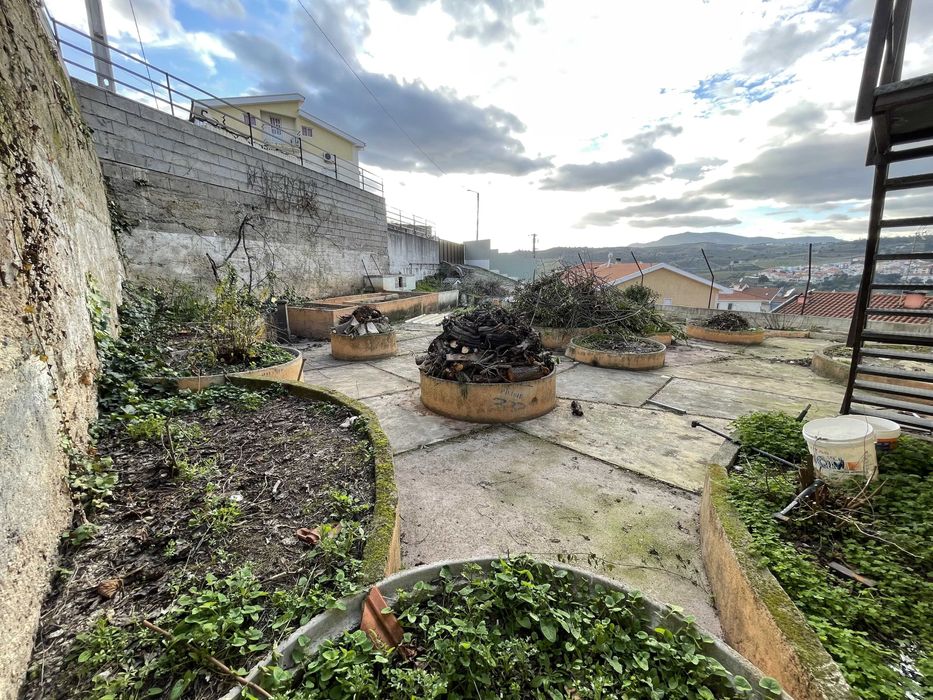 Terreno Urbano em Mirandela com Vista Rio Tua e Cidade