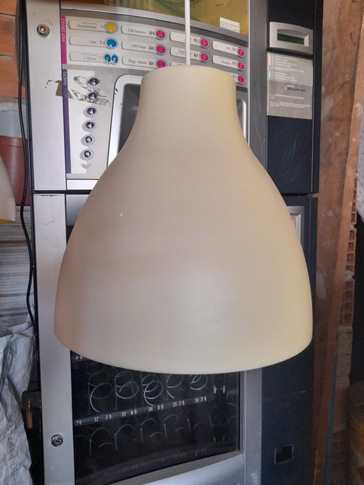 Candeeiros IKEA suspensos