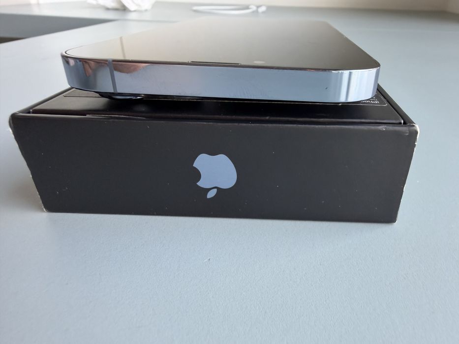 Iphone 13 Pro Max 256 Gb в отличном состоянии без царапин