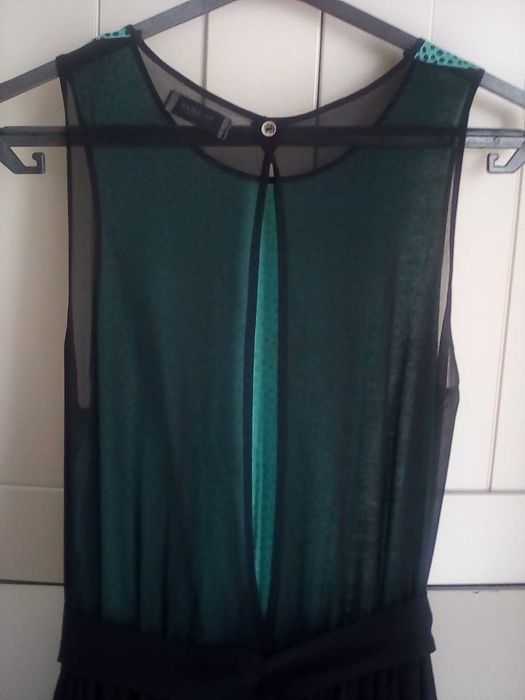 Vestido preto e verde