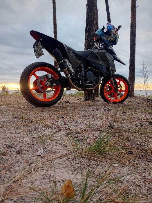 Продам мото КТМ690SMC