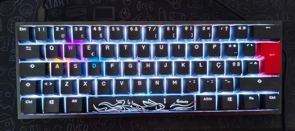 Teclado Ducky ONE 2 Pro Mini Preto PT (MX RED Silent)