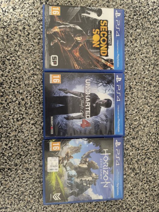 Uncharted 4/Infamous second son/Horizon zero dawn PlayStation 4