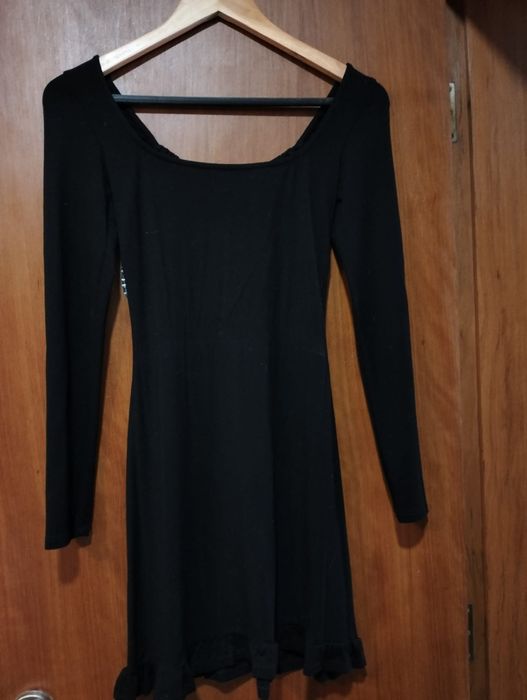 Vestido preto justo da Mango