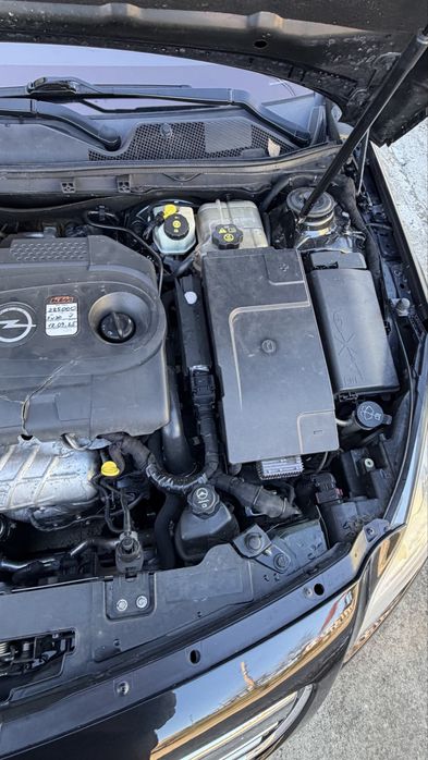 Opel Insigniya 2011р 2.0 Дизель Автомат