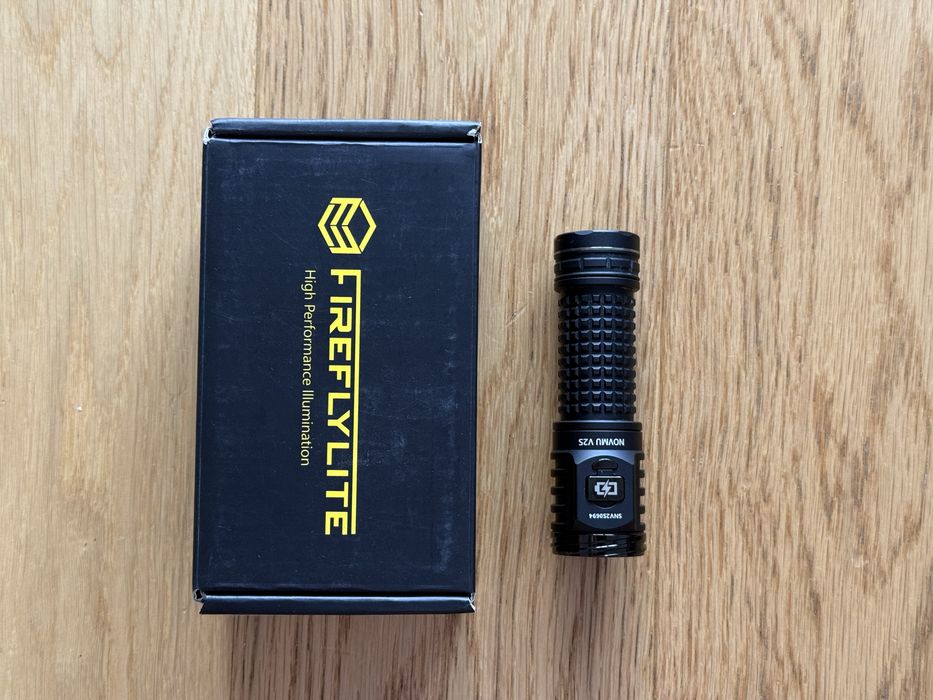 Latarka FireFlyLite Fireflies NOVMu V2S mule