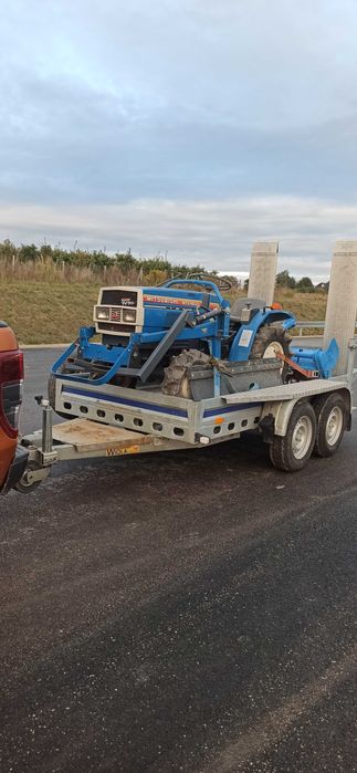 Odśnieżanie dróg, koszenie kosiarką bijakową, czyszczenie dróg