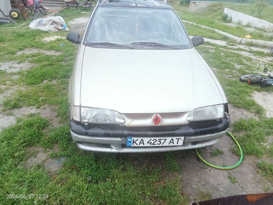 Рено 19 бензин 1.4