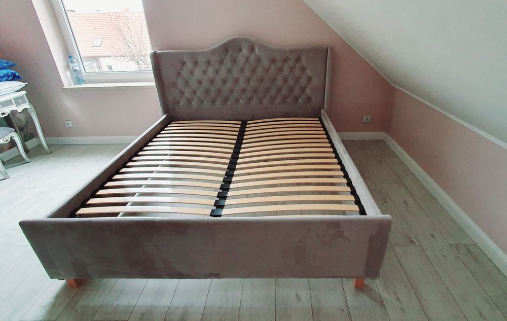 Łóżko welurowe szare 200x220