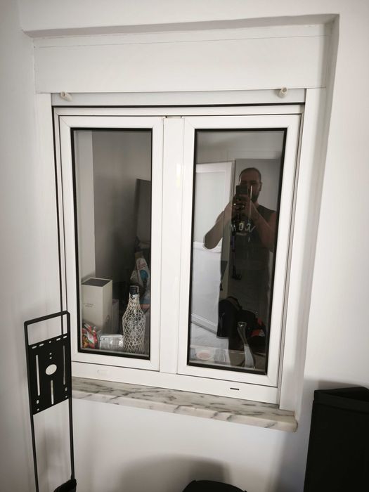 Janela e Porta PVC + vidro duplo + oscilobatente