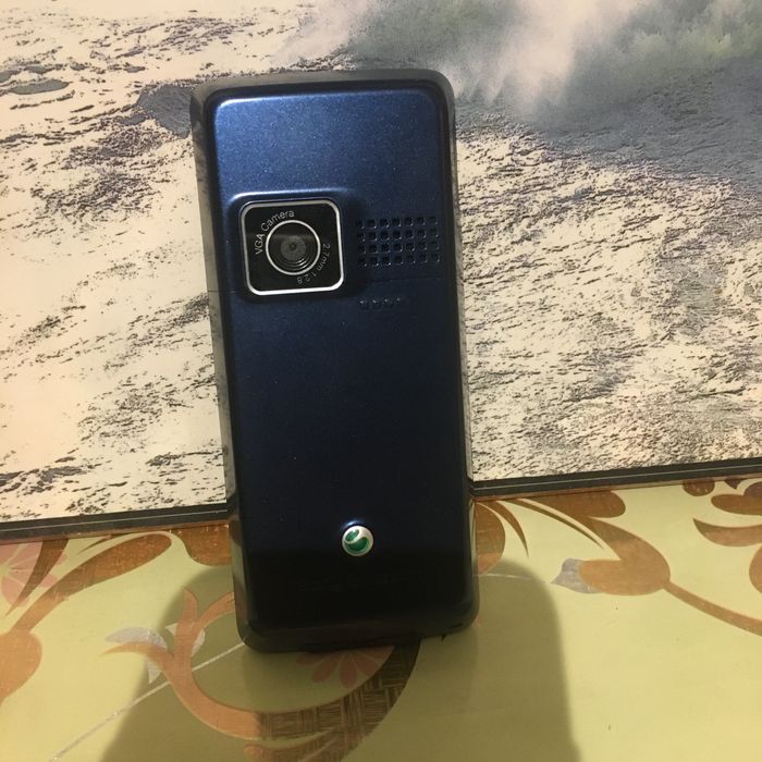 Telefon Sony Ericsson  k220i kolekcjonerski