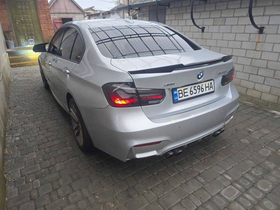 Автомобіль Бмв F30 328