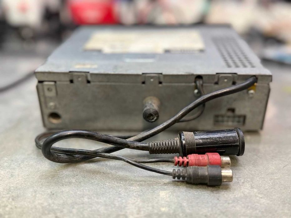 Radio Samochodowe PHILIPS DC215 Klasyk Audi Opel Fiat Maluch Polonez