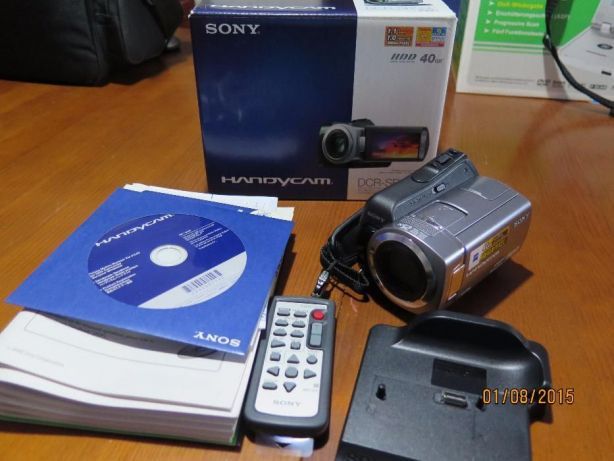 Maquina de Filmar Sony DSR -SR55 c/ HDD 40GB + acessórios