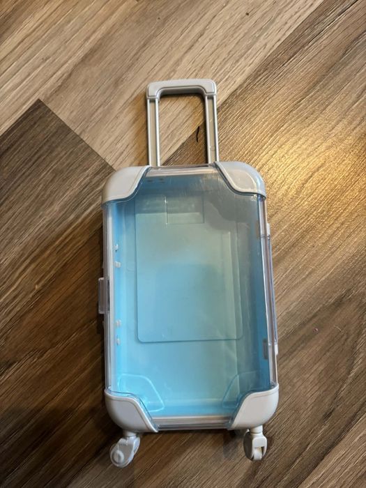 Walizka pełna akcesoriów dla lalek Barbie