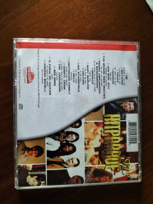 CD Hitparade 97 em ótimo estado