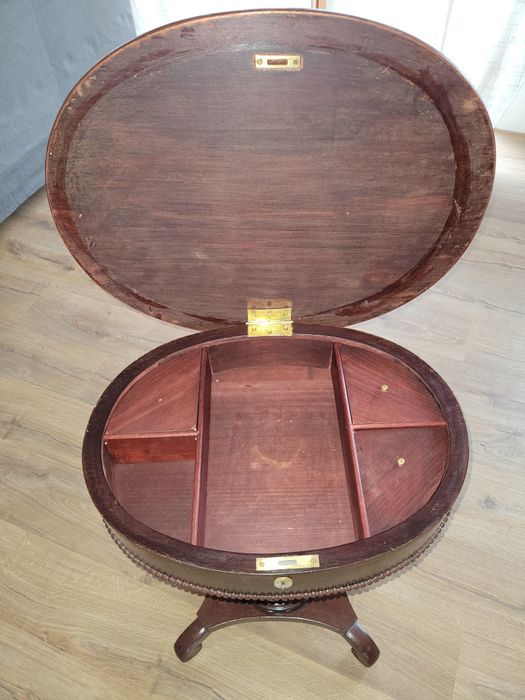 Toaletka, stolik antyk