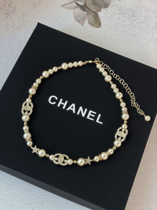 Кольє та чокери chanel, нові, з камінчиками та перлинками