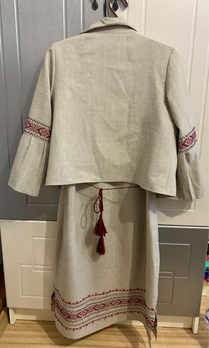 Вишитий костюм. Жіночий костюм. Вишиванка. 44розмір.