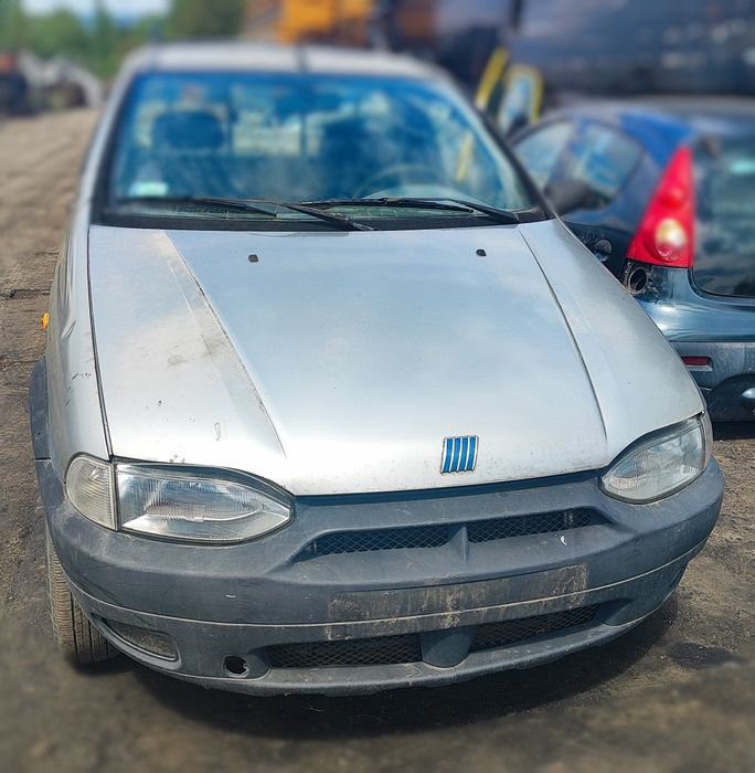 Fiat Strada lampy przód komplet