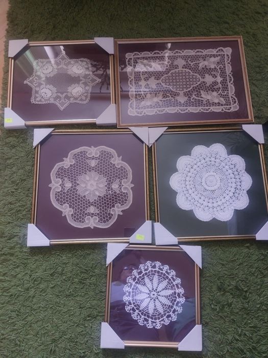 Obrazy z koronkami