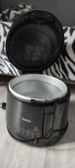Frytkownica TEFAL FF107810