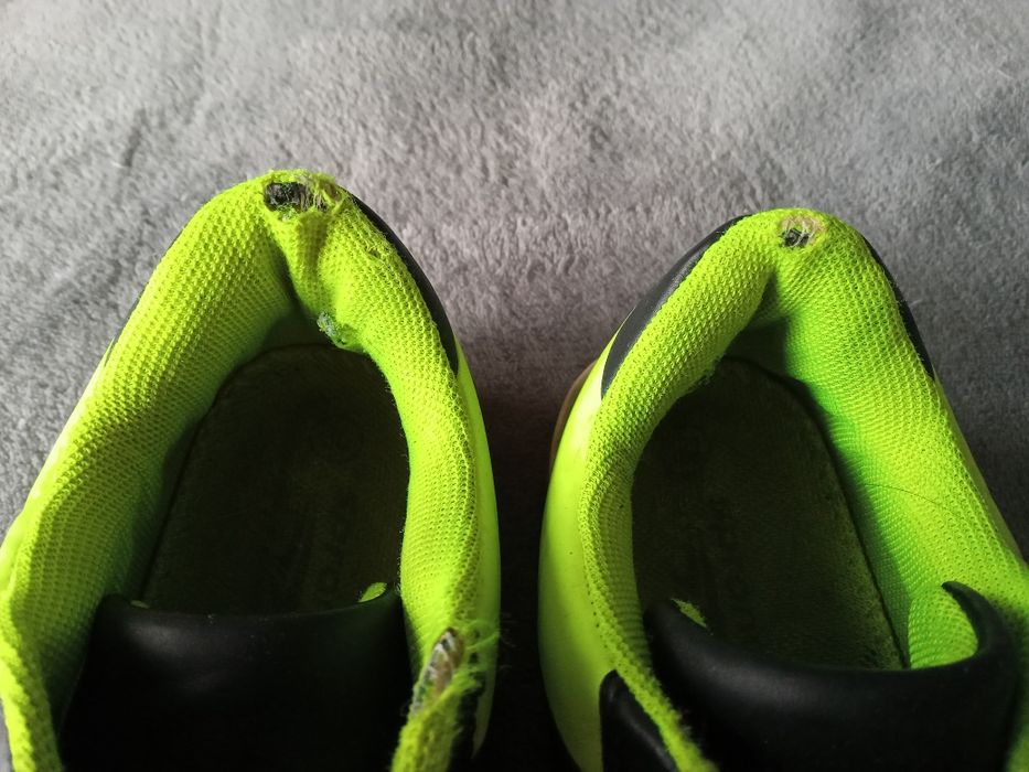 Buty, adidasy, r. 30.