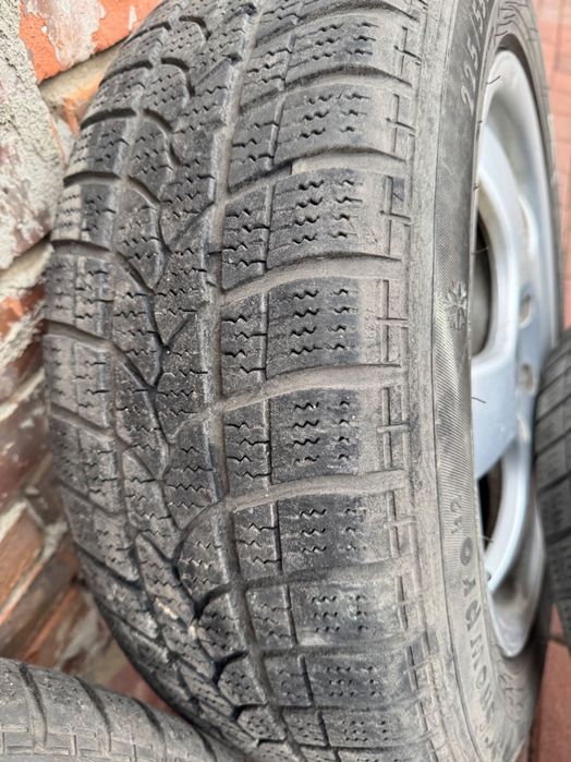 Sprzedam felgi 17 RC Design z oponami  Skoda Karoq