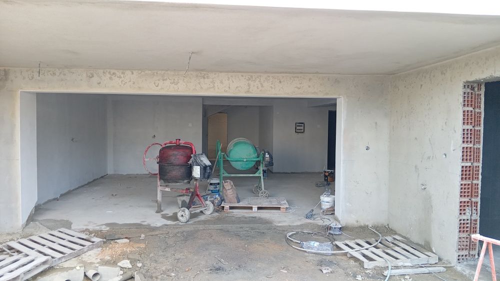 Faço pinturas e pequenas reparações!