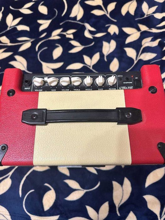 Электрогитара Cort G250 CGM/Гітарний комбік Cort CM15R