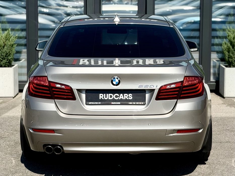 BMW 5 Series 2015 F10 520i Рестайлинг Європа