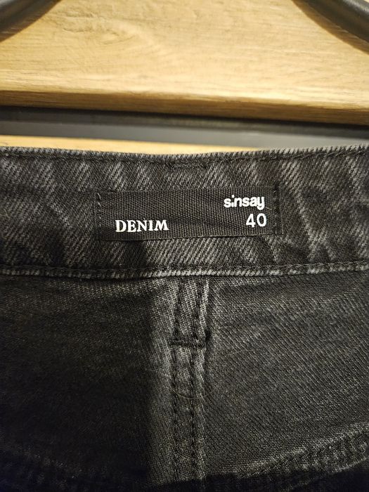 Damskie.szorty Sinsay. Rozmiar 40. Stan idealny.