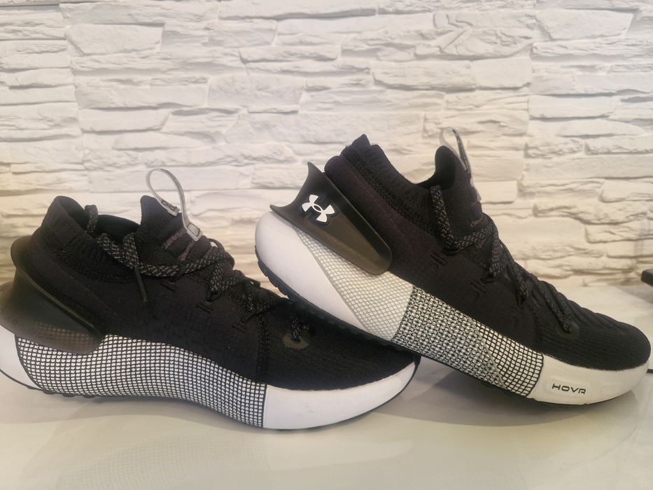 Under Armour HOVR Phantom 3
