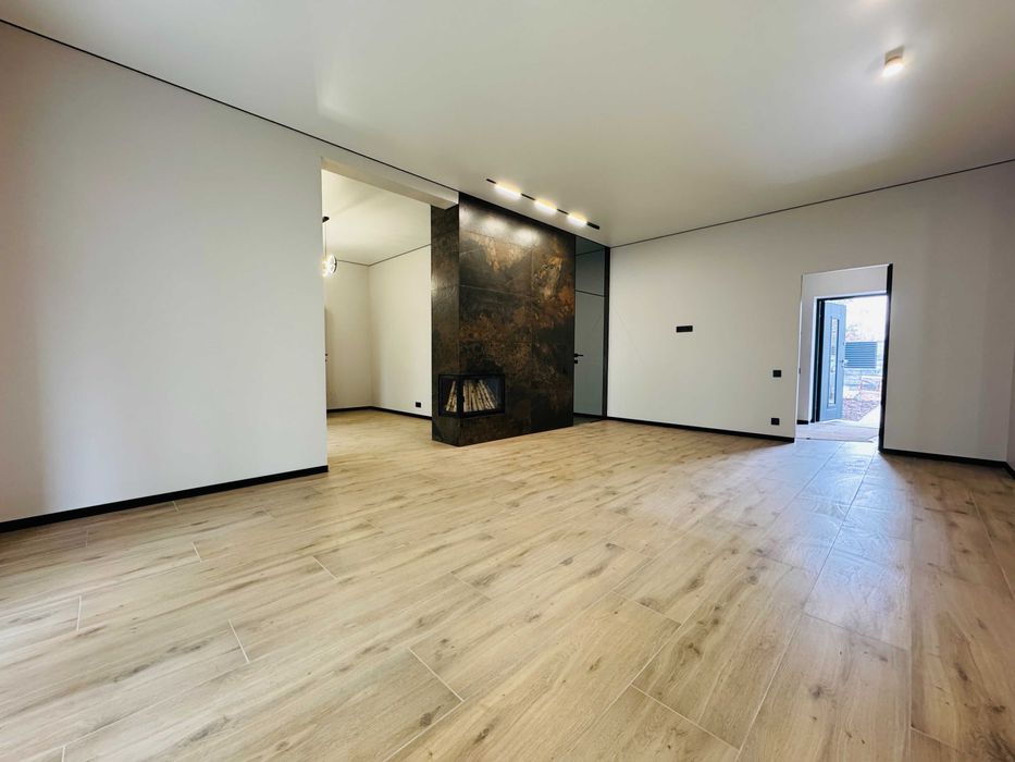 БЕЗ КОМІСІЇ, готовий будинок з новим РЕМНТОМ, заходь і живи